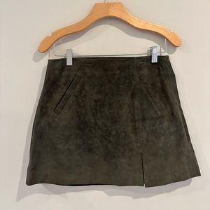 BlankNYC suede skirt!